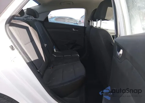 2018 Hyundai Accent Se z USA, uszkodzony, nr VIN 3KPC24A37JE011433